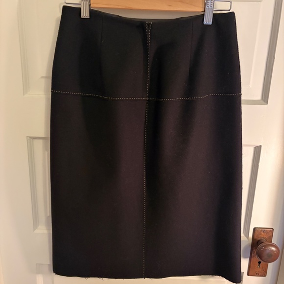 J Crew size 4 pencil skirt - Picture 4 of 7